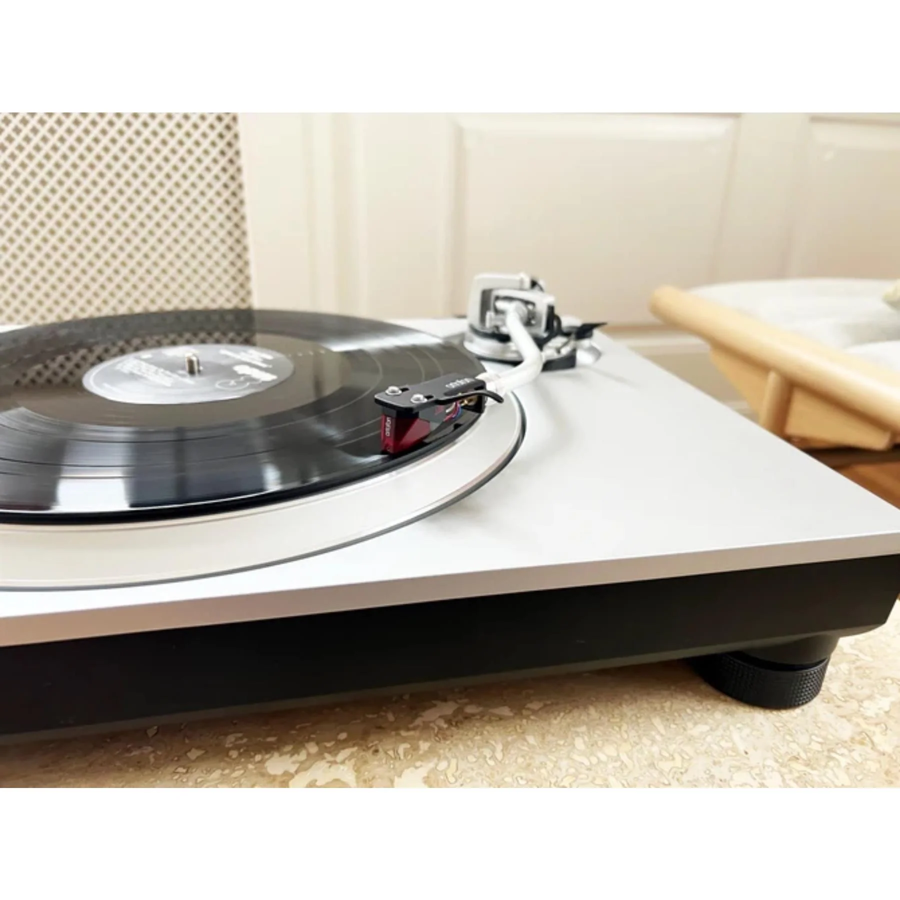 Ortofon 2M Red Moving Magnet Cartridge - Image 4