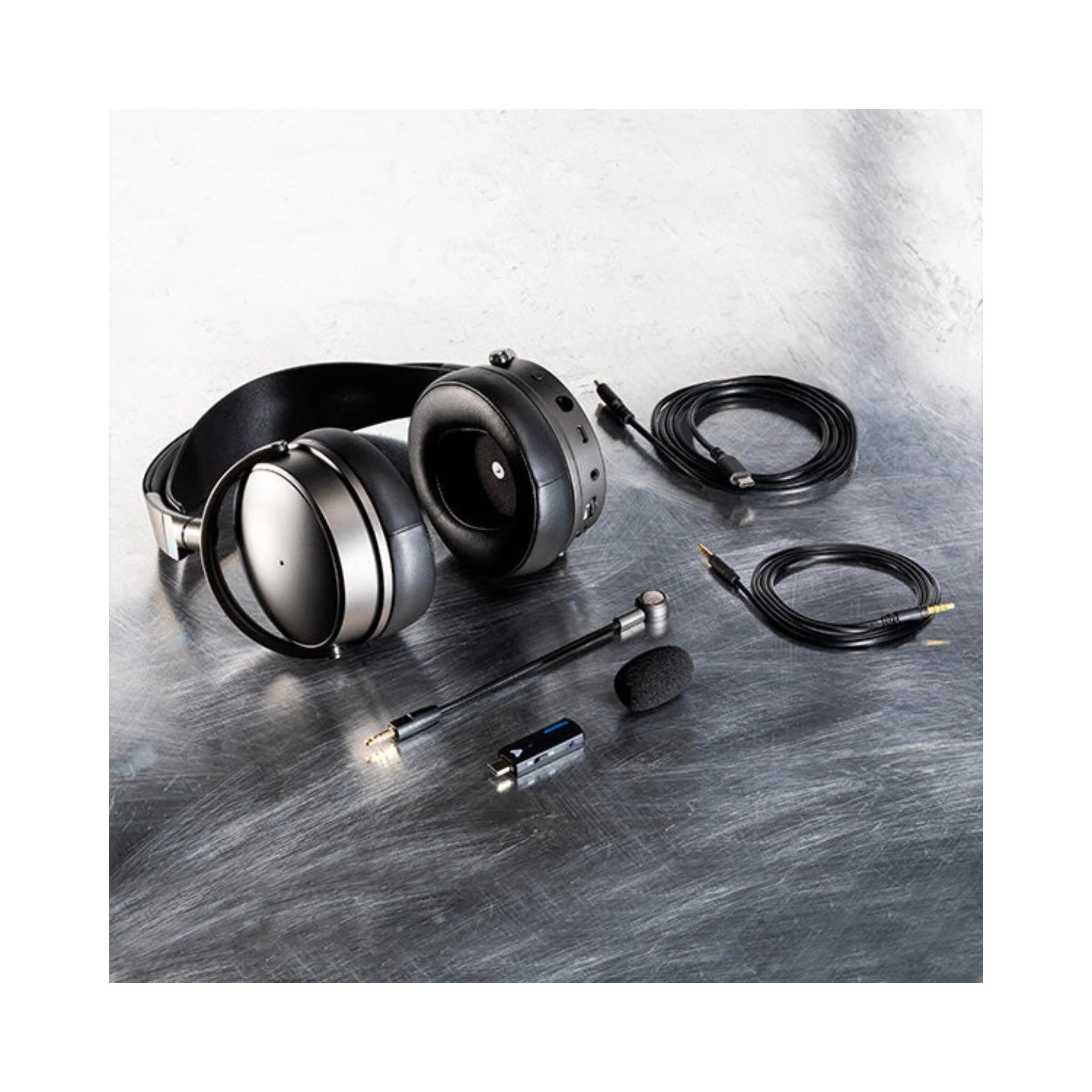 Audeze Maxwell Wireless Gaming Headset - Clearance / Open Box - Image 9
