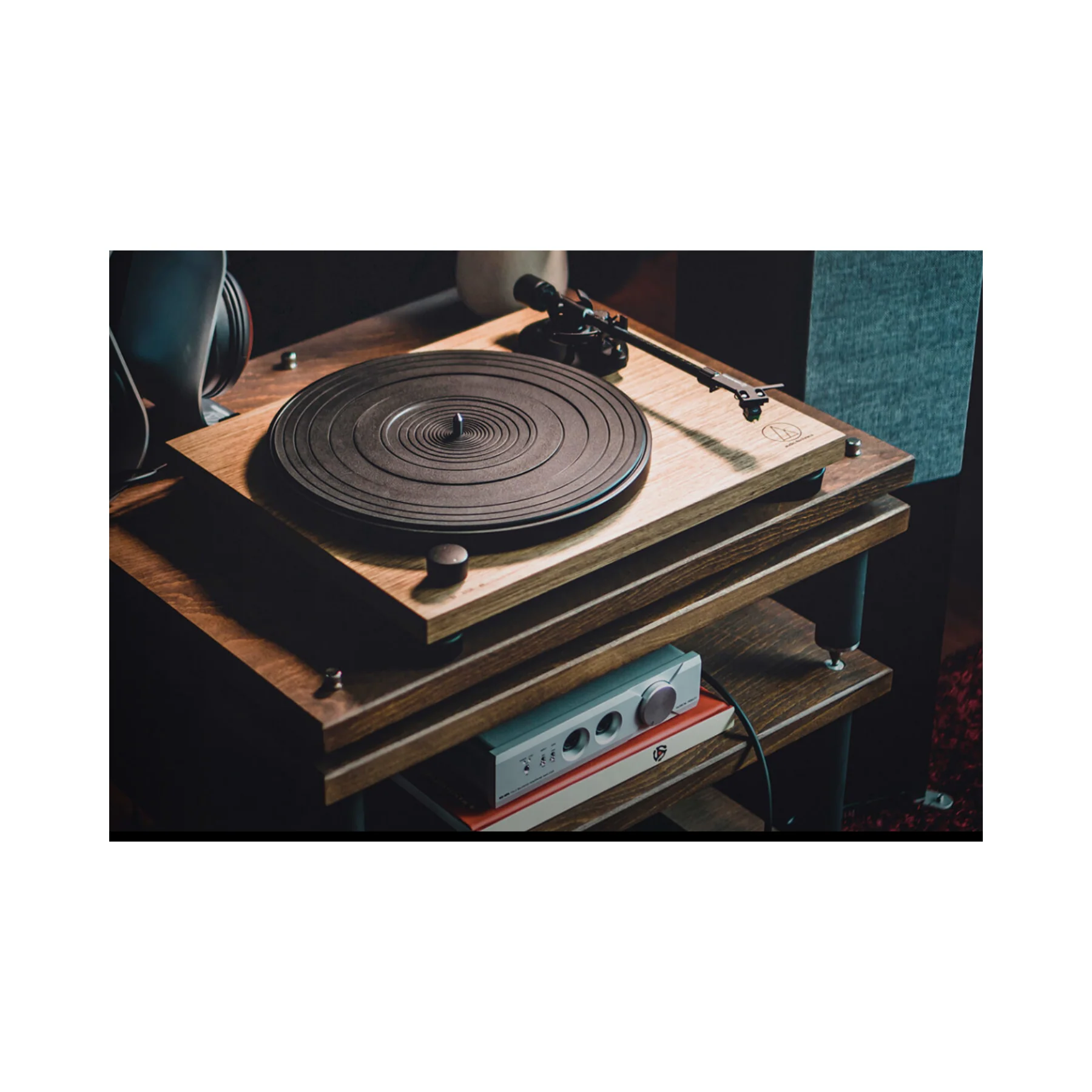 Audio Technica AT-LPW40WN Fully Manual Belt Turntable - Image 5