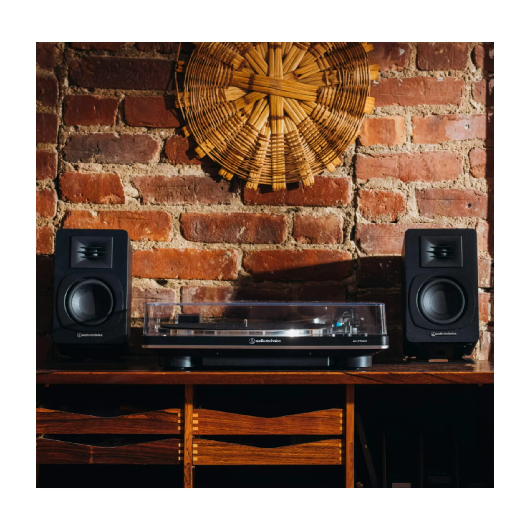 Audio Technica AT-SP3X Powered Bookshelf Speakers - Image 6