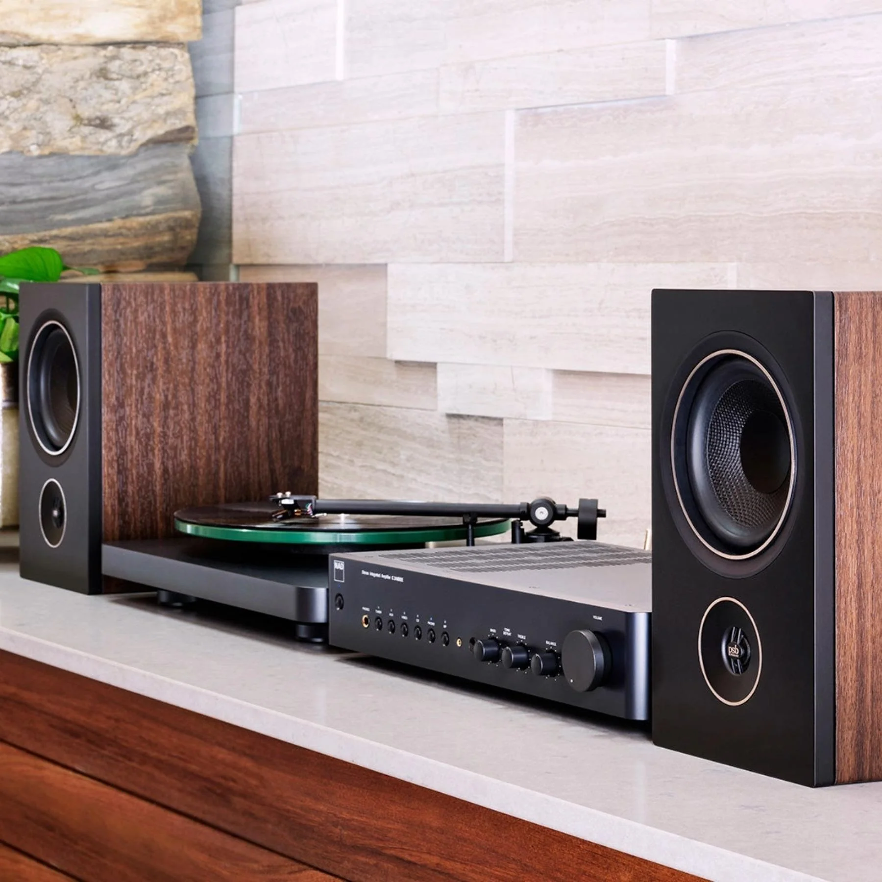 NAD-C 316BEE V2 - Stereo Integrated Amplifier - Image 4