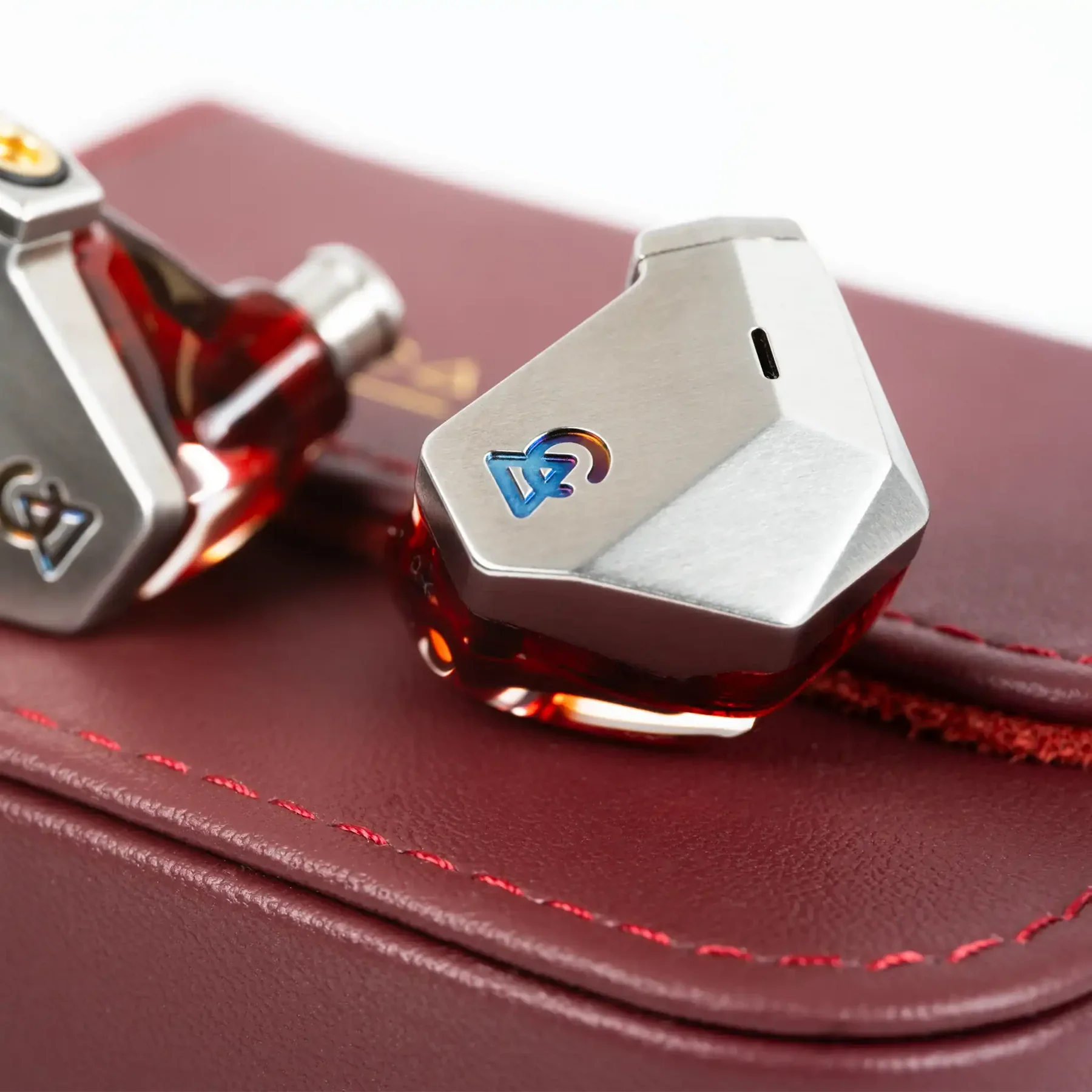 Campfire Audio Grand Luna - Planar Hybrid IEM - Image 5