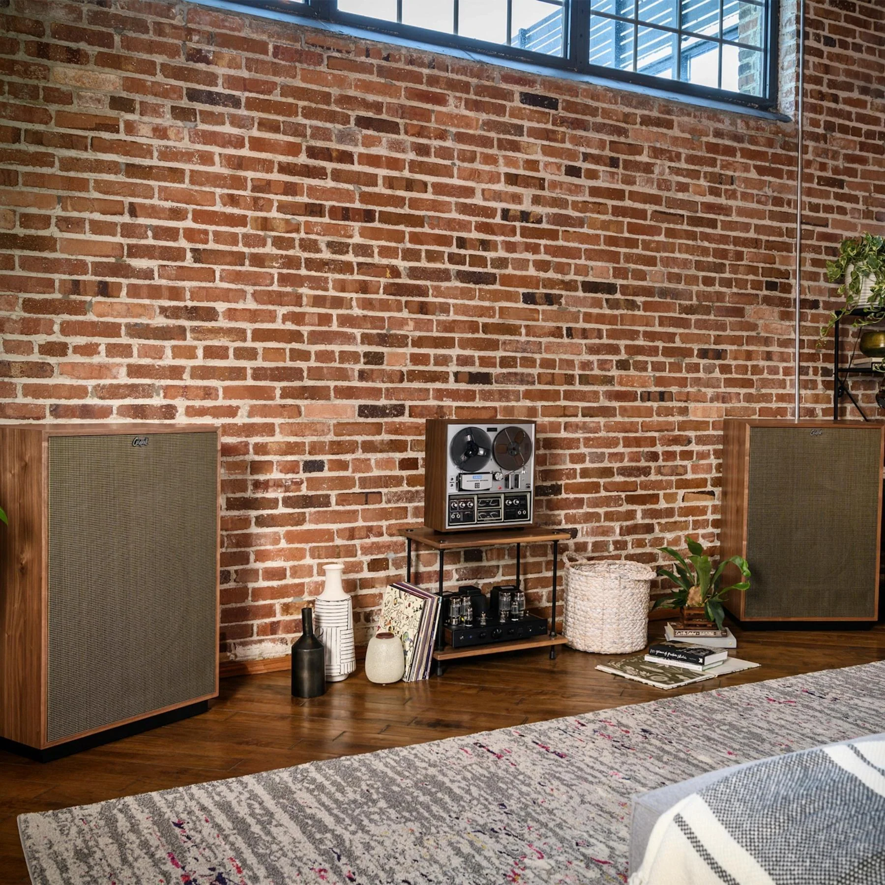 Klipsch Cornwall IV Floorstanding Speakers (Pair) - Image 4