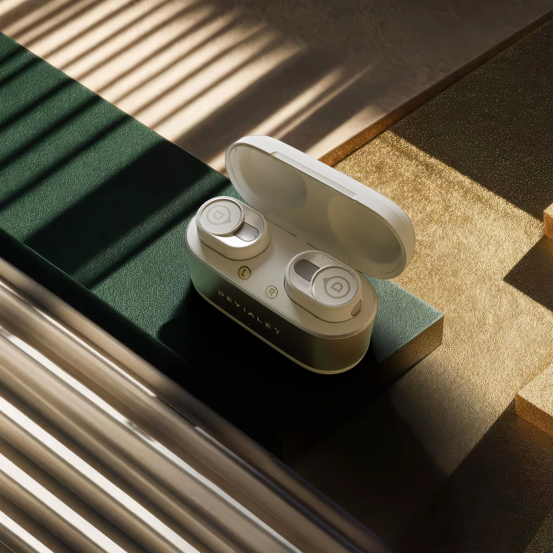 Devialet Gemini II True Wireless Earbuds - Image 4