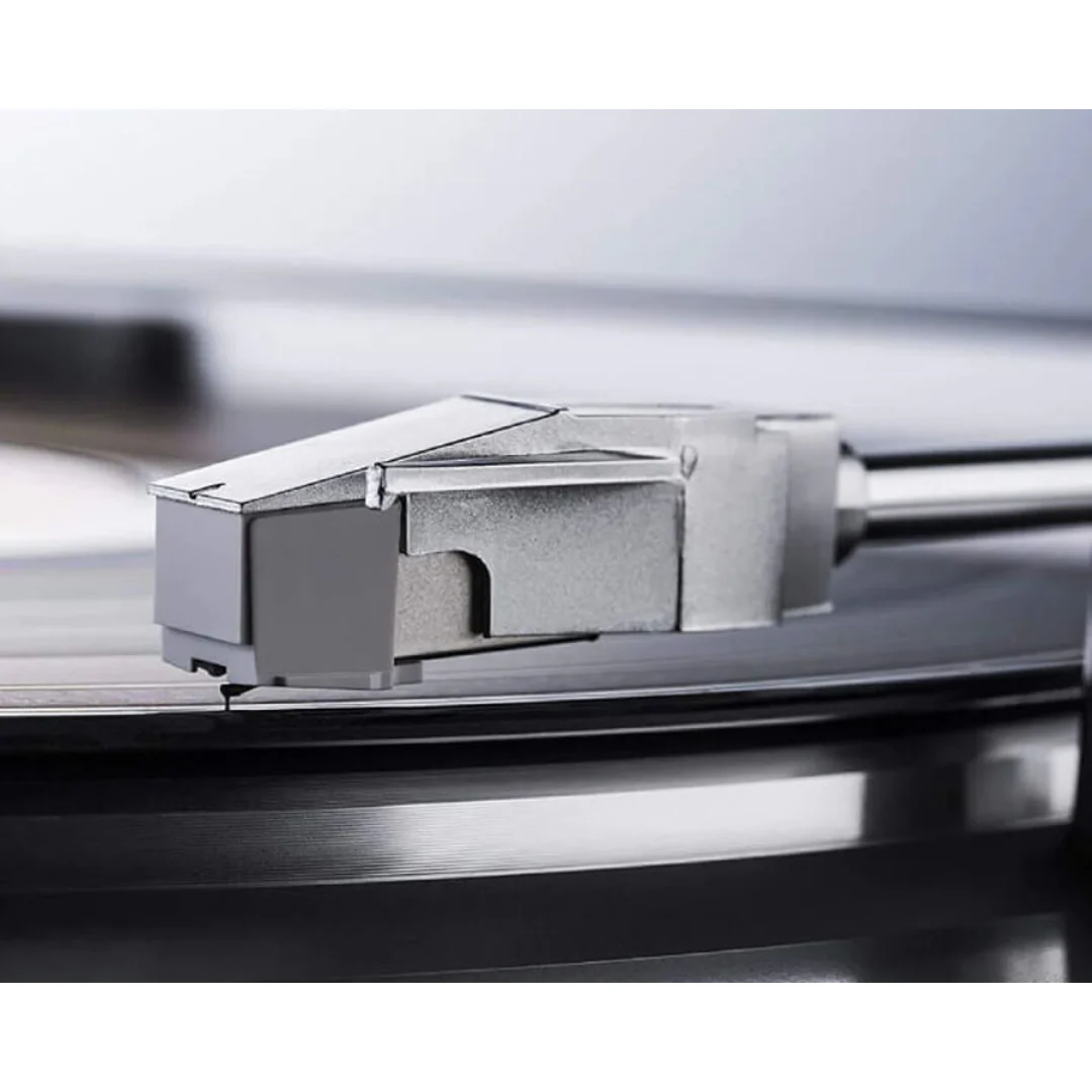 Denon DP-29F - Belt-Drive Turntable - Image 3