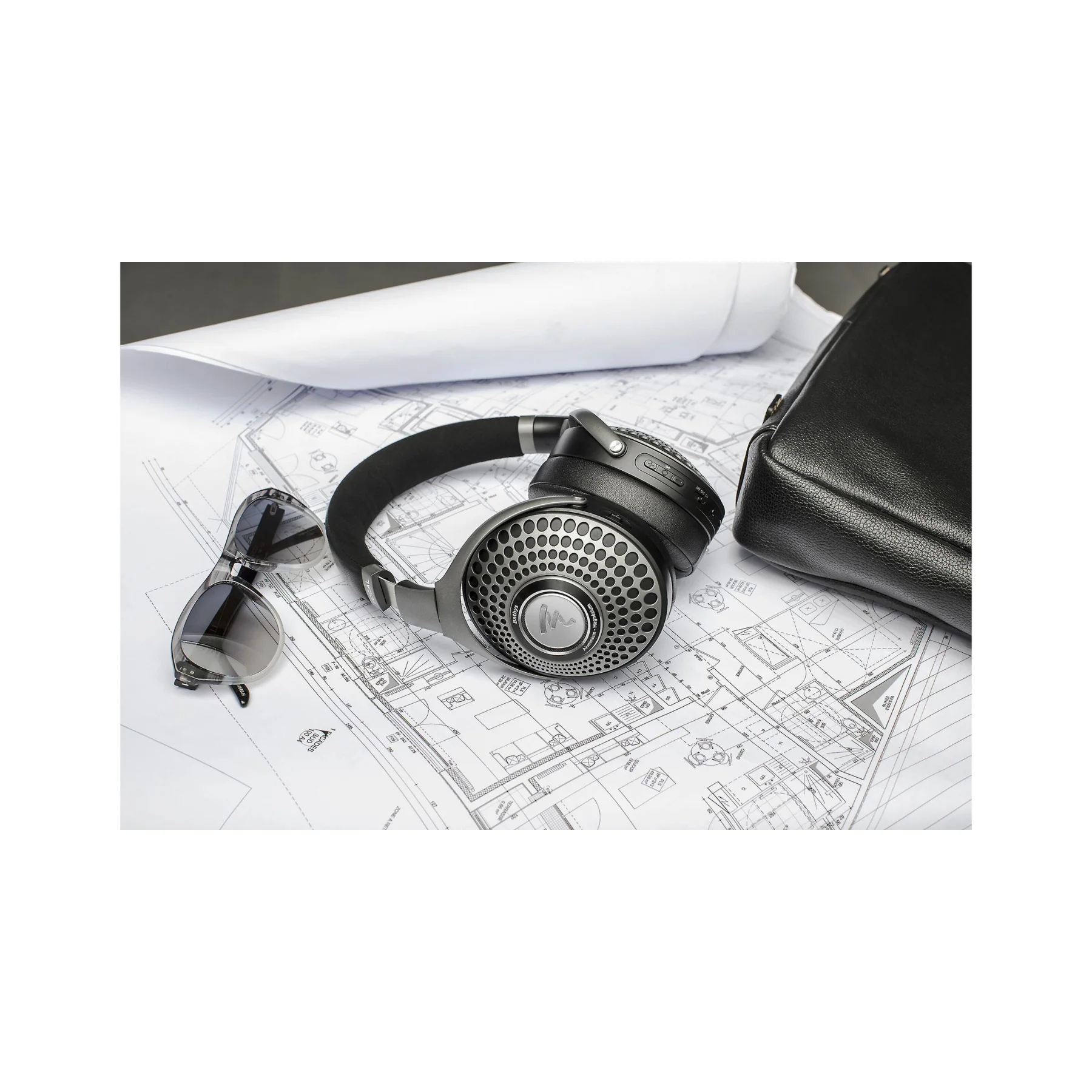Focal Bathys - Premium Bluetooth Hi-Definition Portable Headphones with Built-In DAC - Clearance / Open Box - Image 7