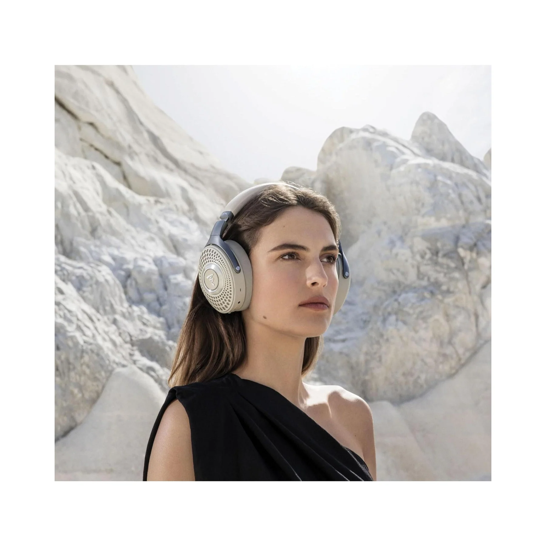 Focal Bathys - Premium Bluetooth Hi-Definition Portable Headphones with Built-In DAC - Dune - Clearance / Open Box - Image 5