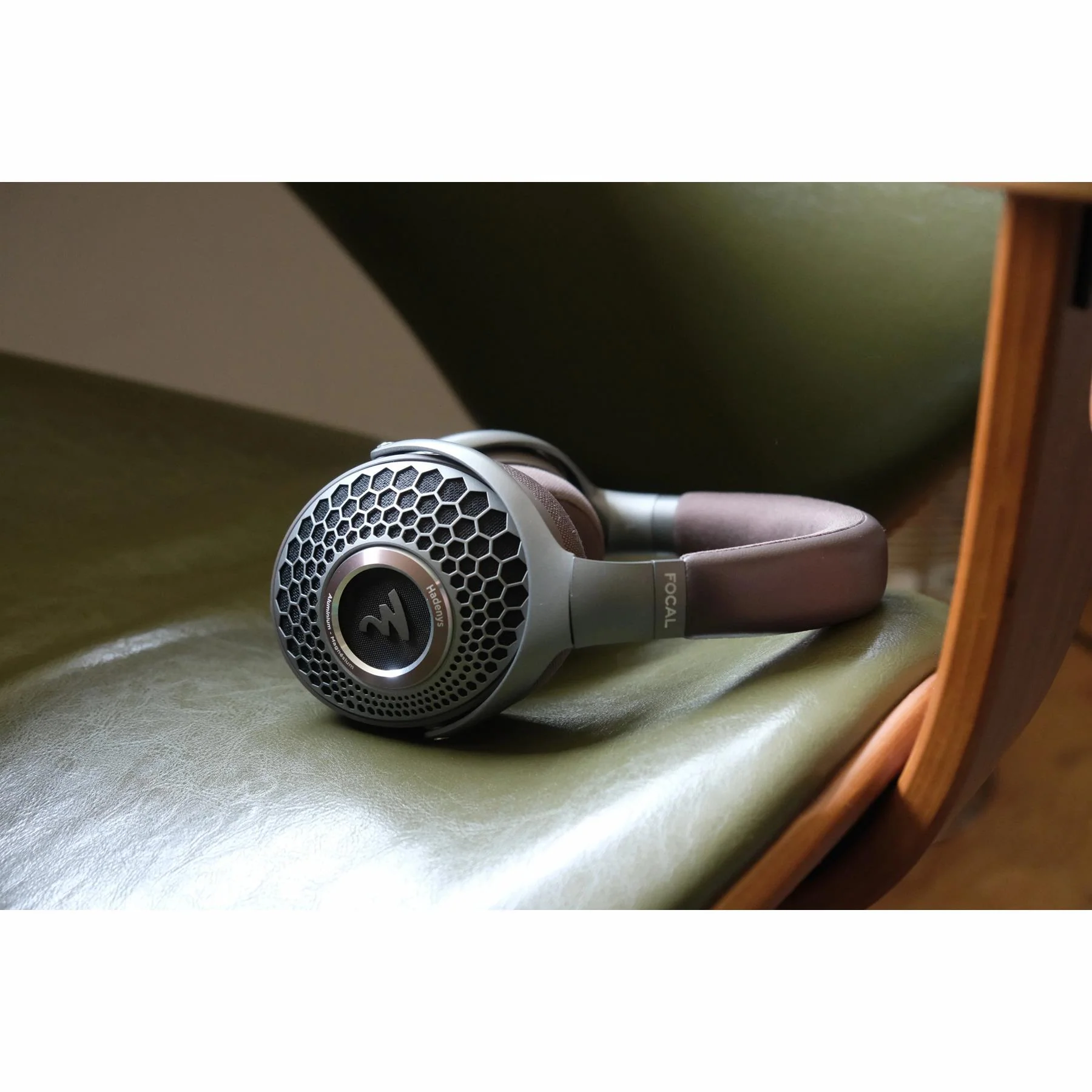 Focal Hadenys Open-Back Headphones - Image 8