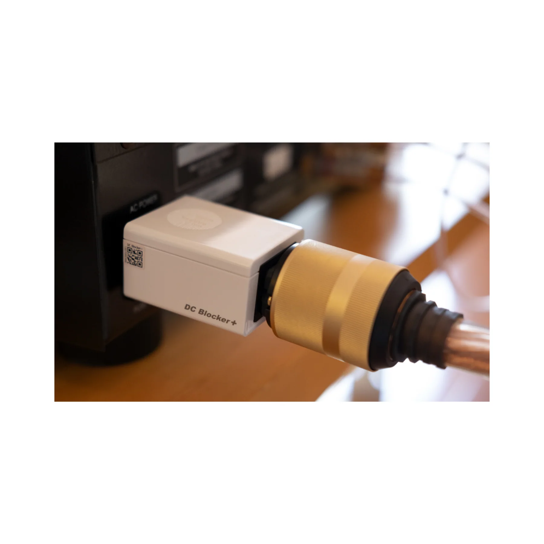 iFi Audio SilentPower DC Blocker+ Reduce Transformer Hum - Image 10
