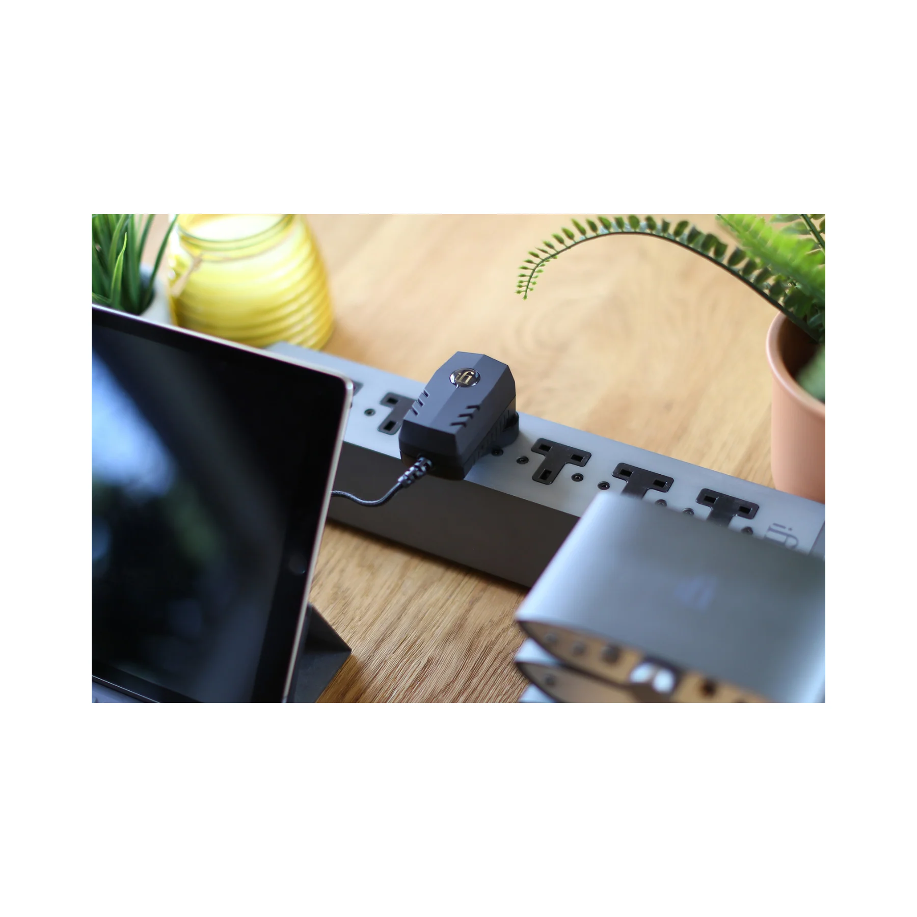 iFi Audio SilentPower iPower2 - Low Noise DC Power Supply - Clearance / Open Box - Image 7