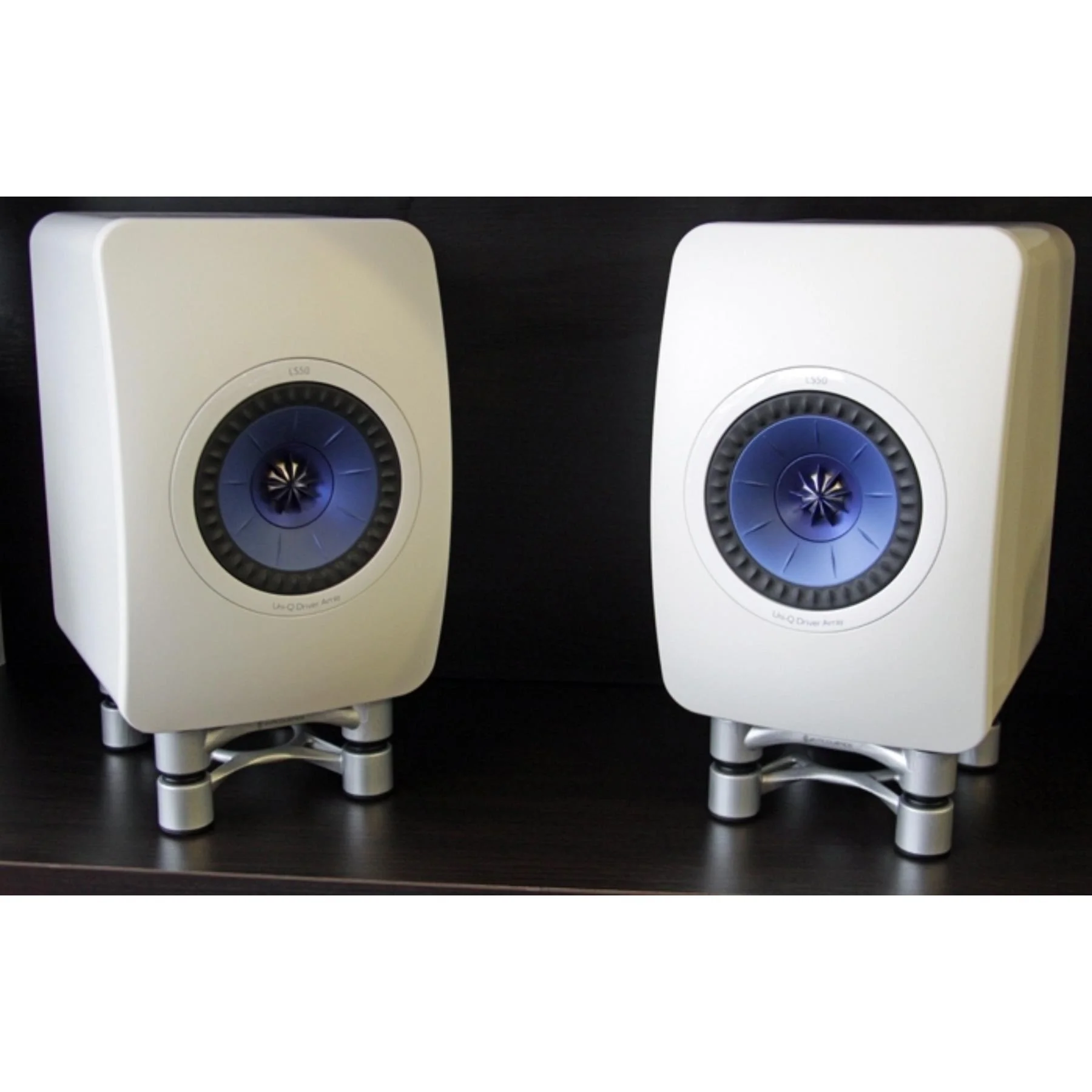 IsoAcoustics Aperta Speaker Isolation Stands - Pair - Image 13
