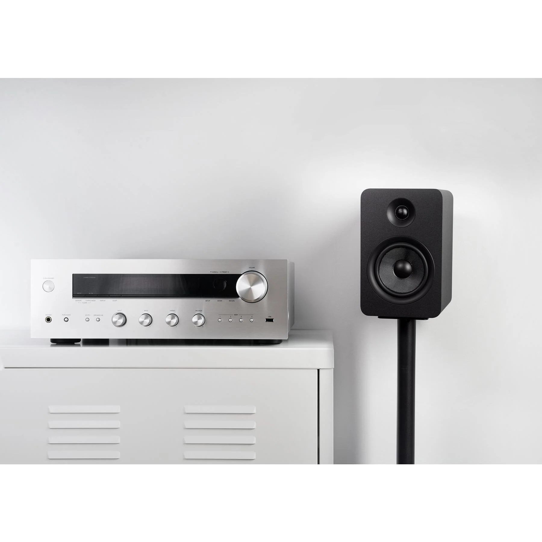 Kanto YUP6 Passive Bookshelf Speakers (Pair) - Image 12