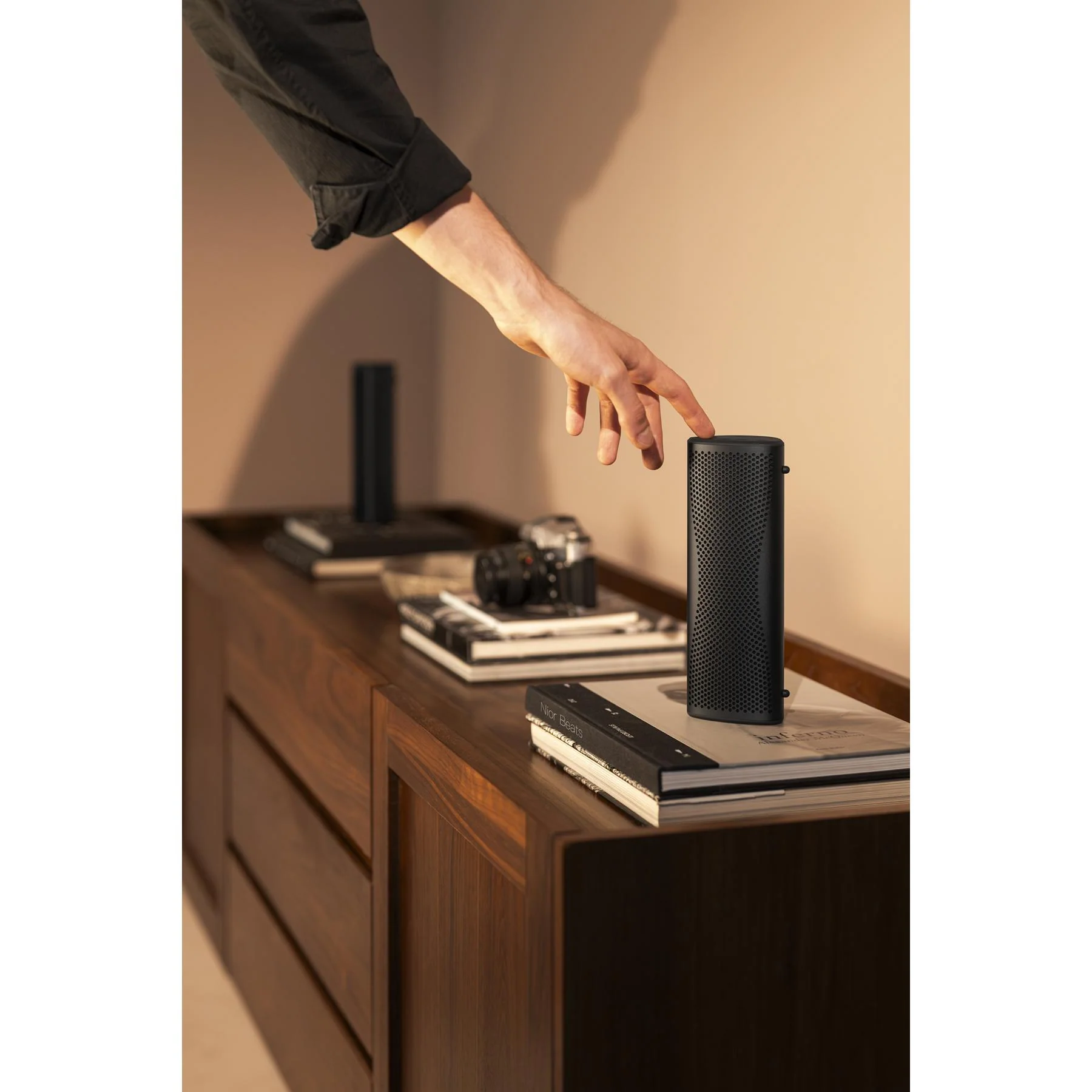 KEF MUO Portable Bluetooth Speaker - Image 21