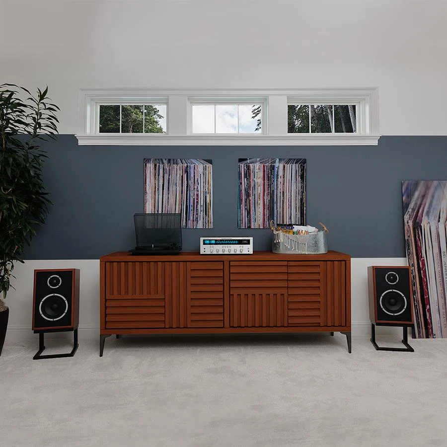 KLH Model Three Bookshelf Speakers - Image 6