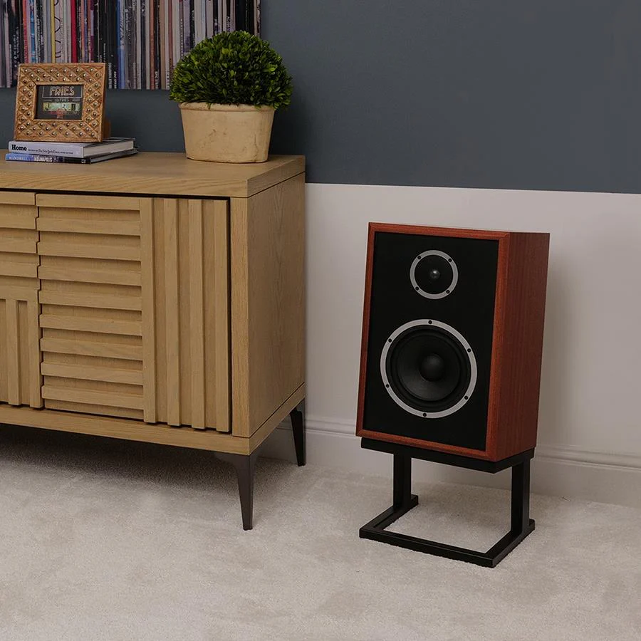 KLH Model Three Bookshelf Speakers - Image 8
