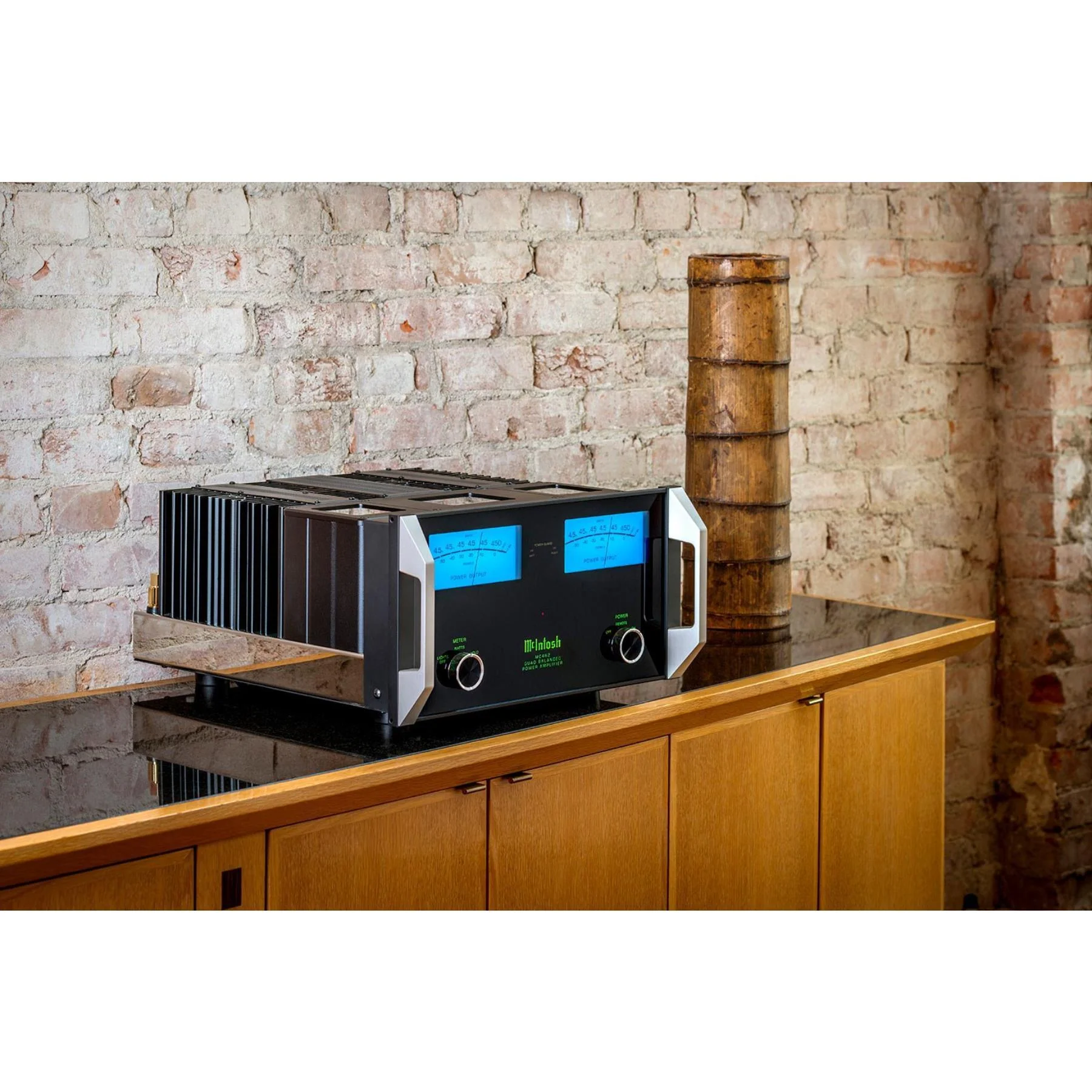McIntosh MC462 2-Channel Solid State Amplifier - Image 10