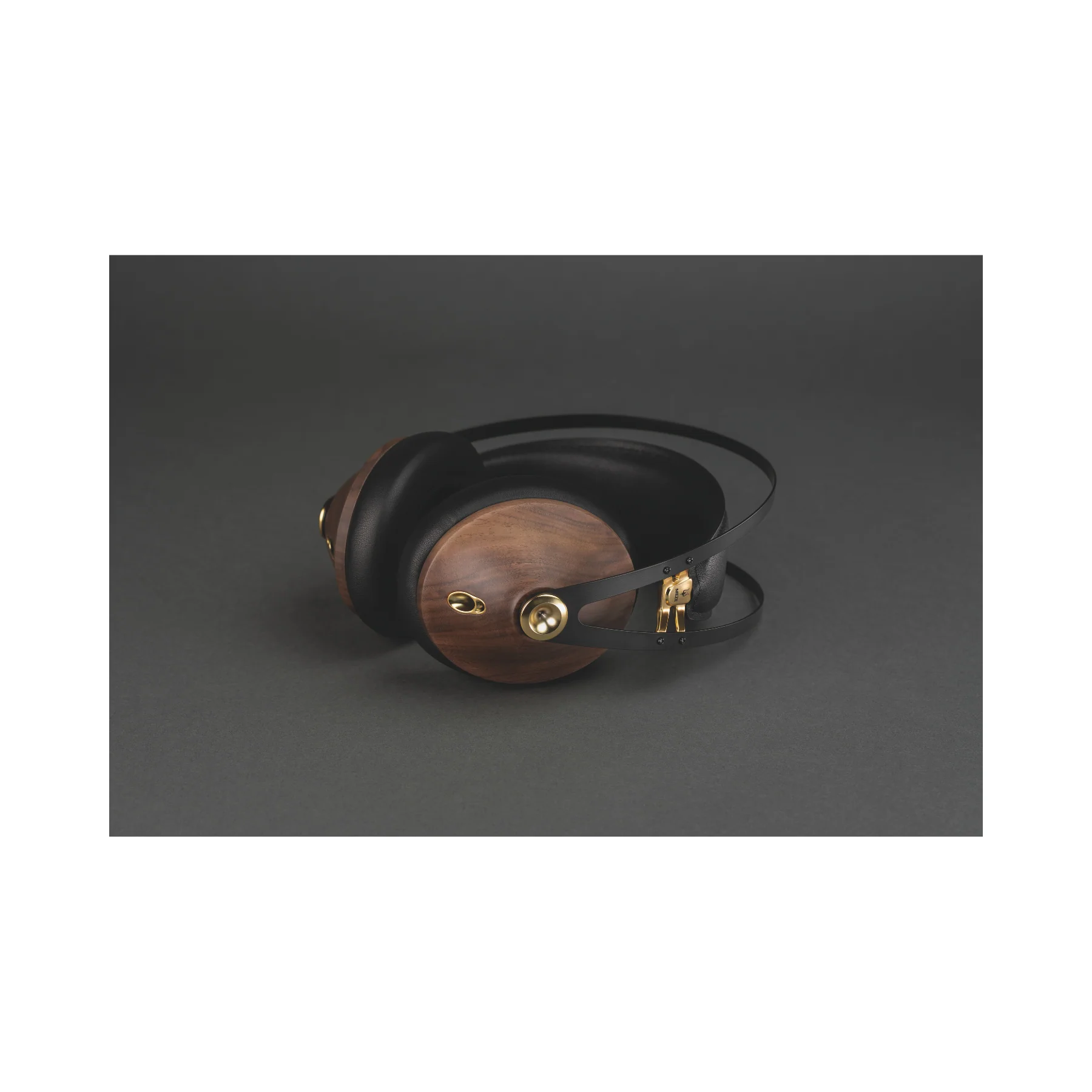 Meze Audio 99 Classics V2 Over Ear Headphones - Clearance / Open Box - Image 7