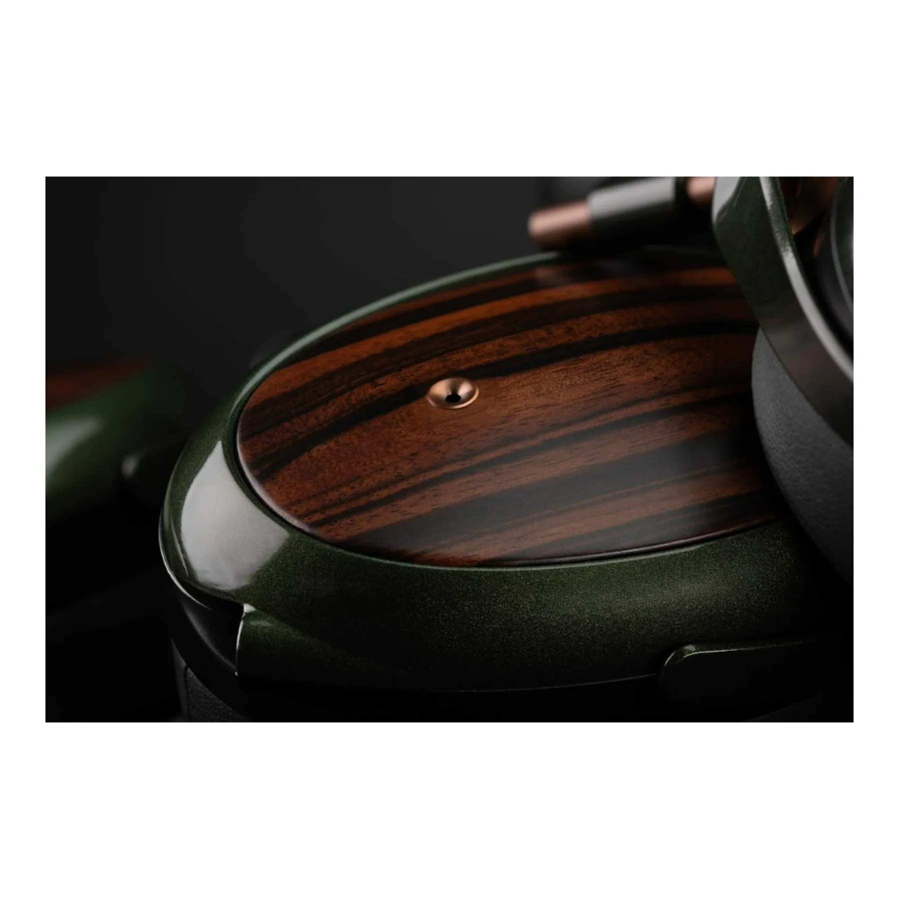 Meze Audio STRADA Closed-Back Dynamic Headphones - Image 6