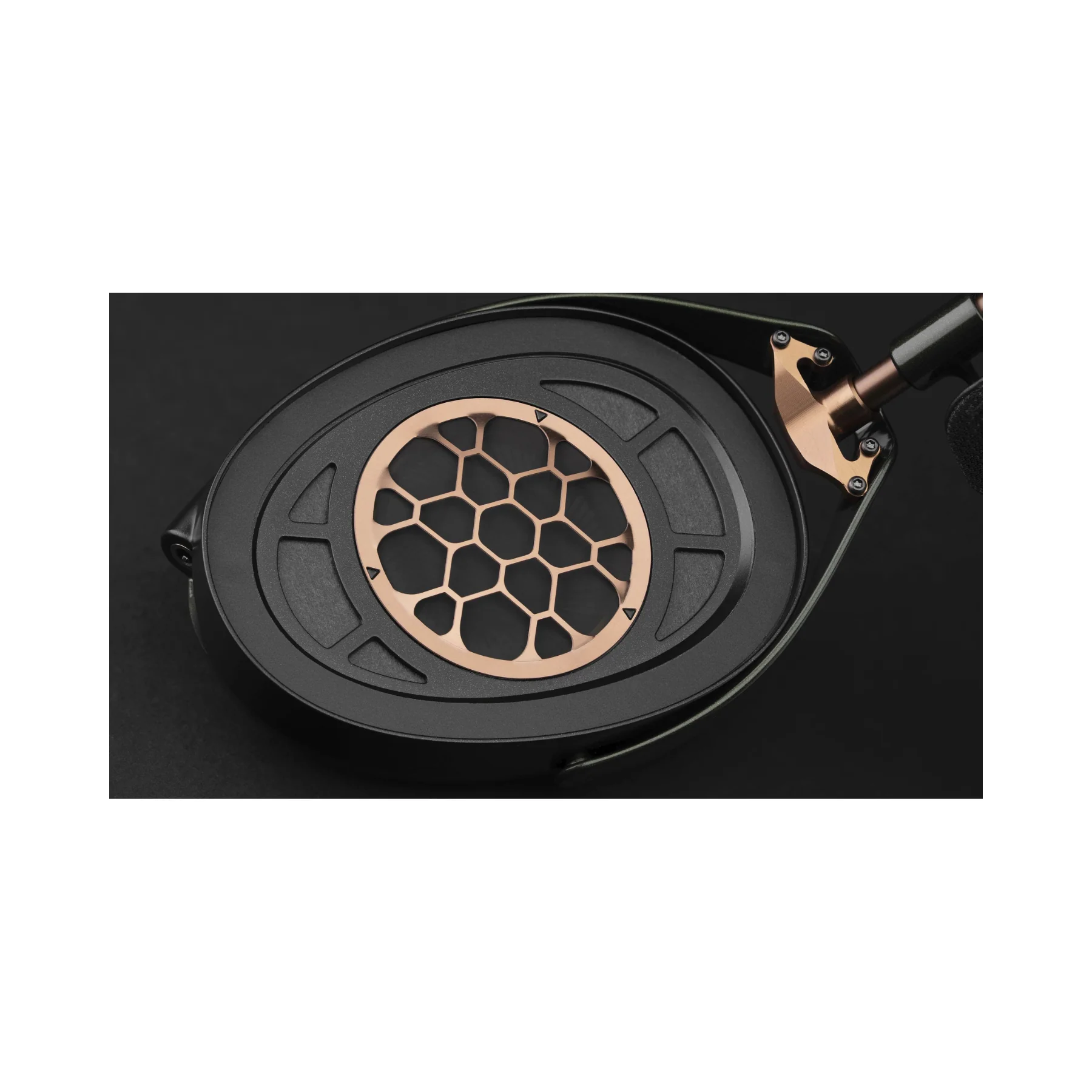 Meze Audio STRADA Closed-Back Dynamic Headphones - Clearance / Open Box - Image 4