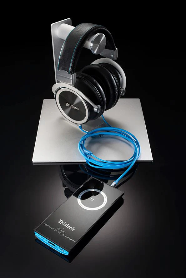 McIntosh MHA50 - Portable Decoding Amplifier and DAC - Image 3