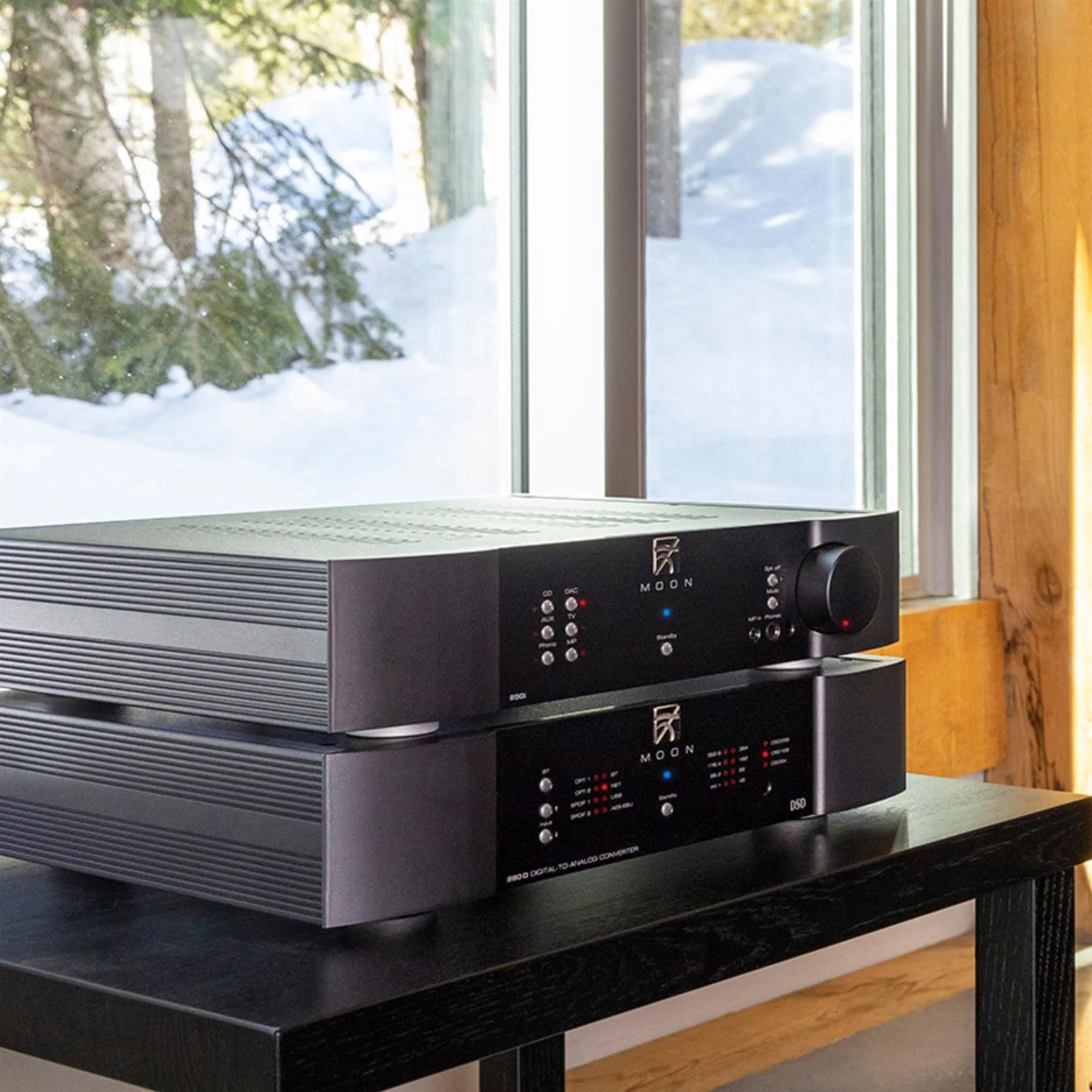 MOON 250i V2 Integrated Amplifier - Image 5