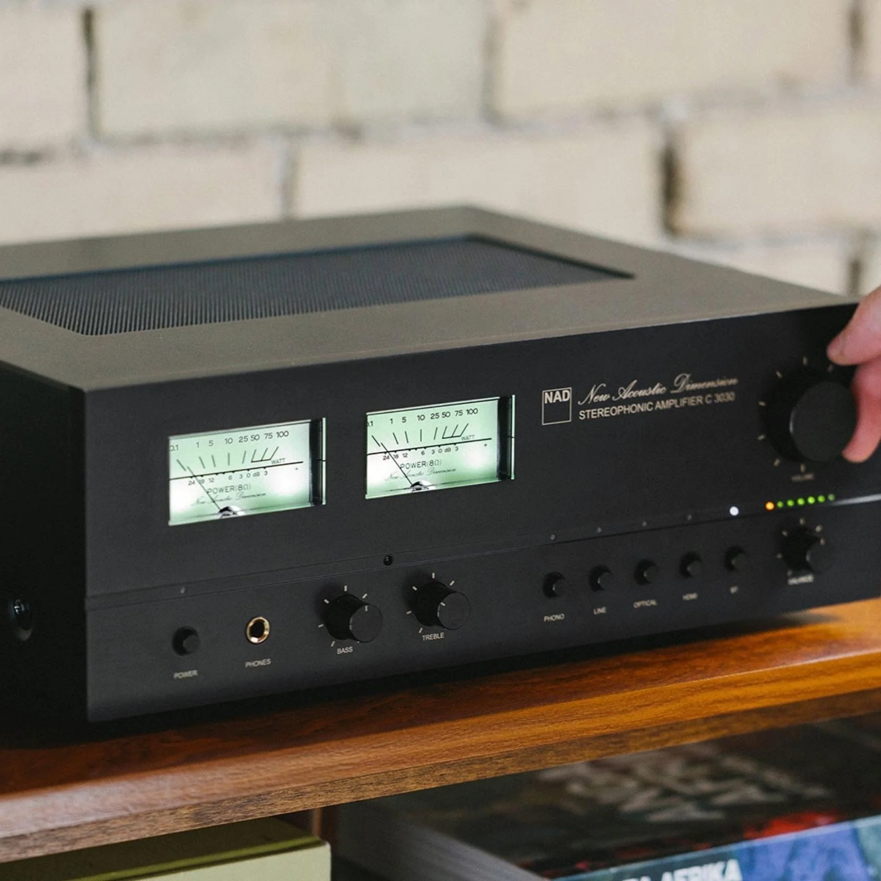NAD C 3030 / C 3030S Integrated Amplifier - Image 6