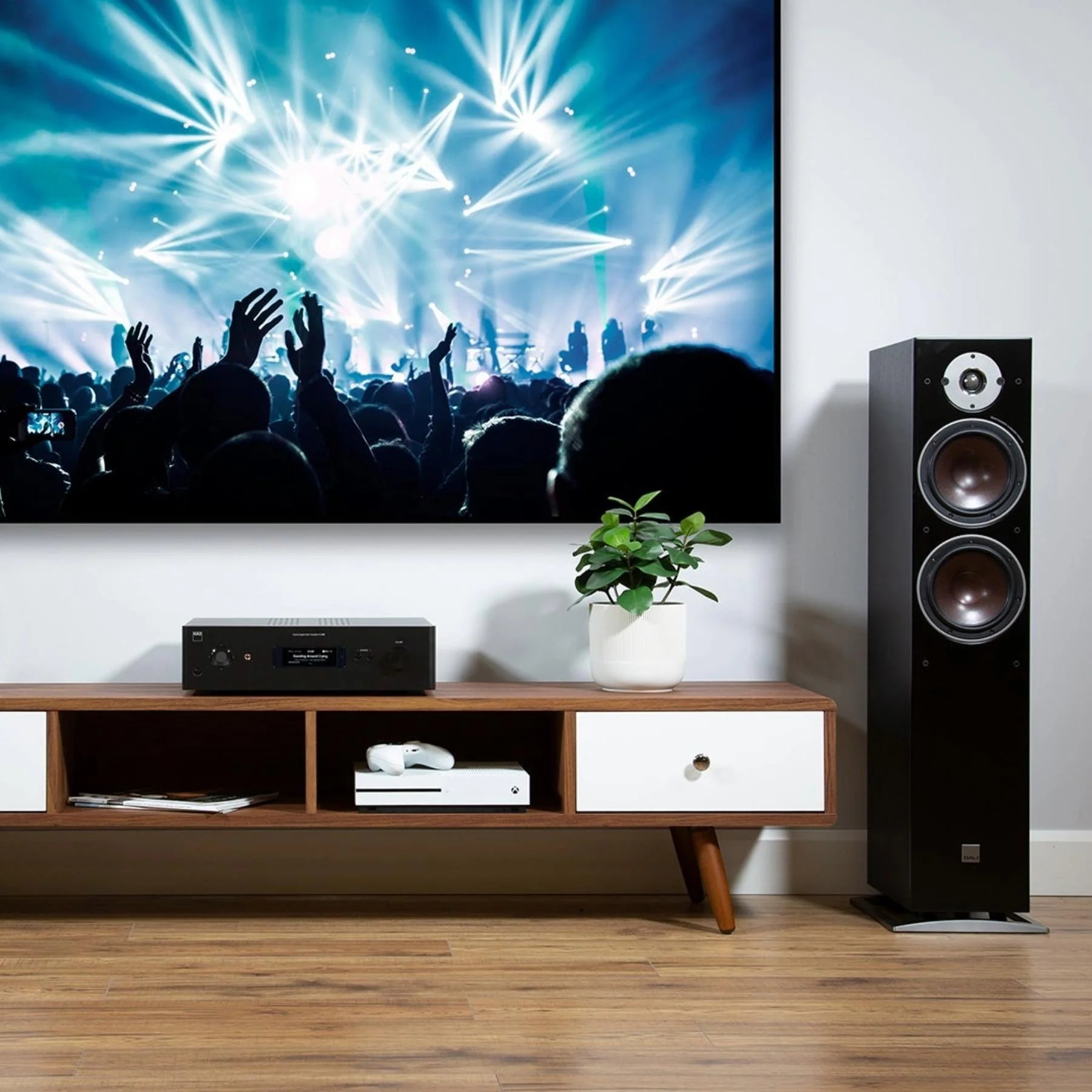 NAD C399 Integrated Amplifier - Image 3