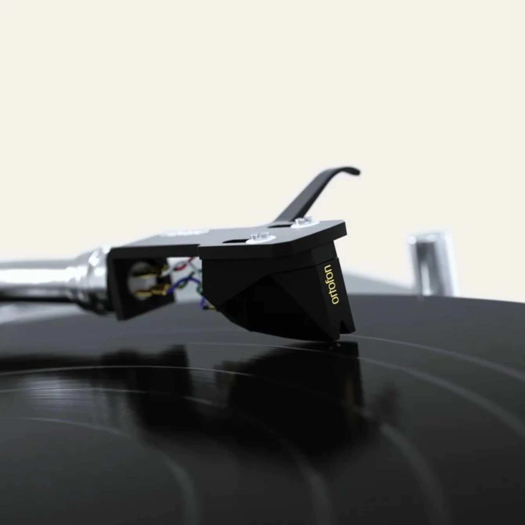 Ortofon 2M Black Moving Magnet Cartridge Premounted on SH-4 Headshell - Image 3