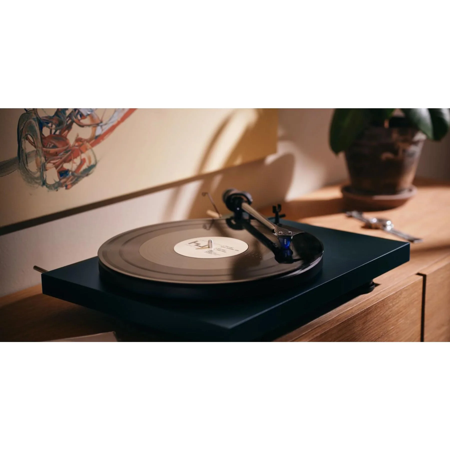 Ortofon 2M Blue Verso Moving Magnet Cartridge for Bottom Mount Headshells - Image 5