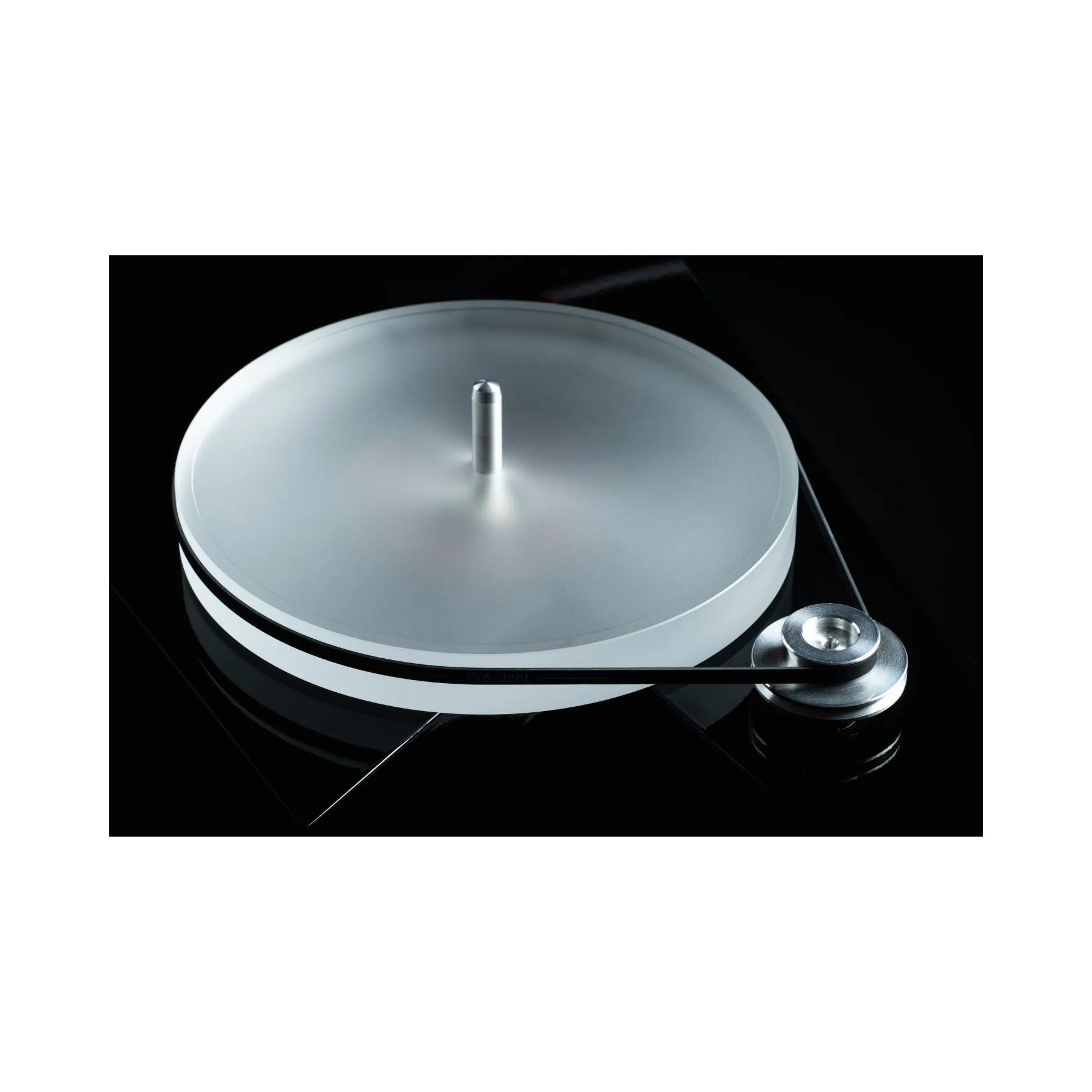 Pro-Ject AC/DC Artist Series Turntable - Image 3