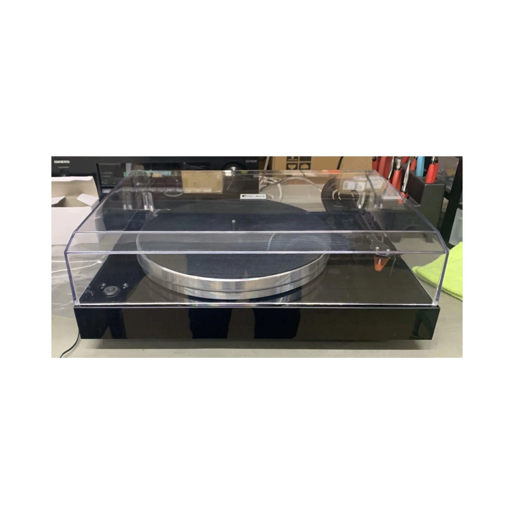 PRO-JECT X8 Evolution Turntable with New Moonstone Cartridge - Trade-In