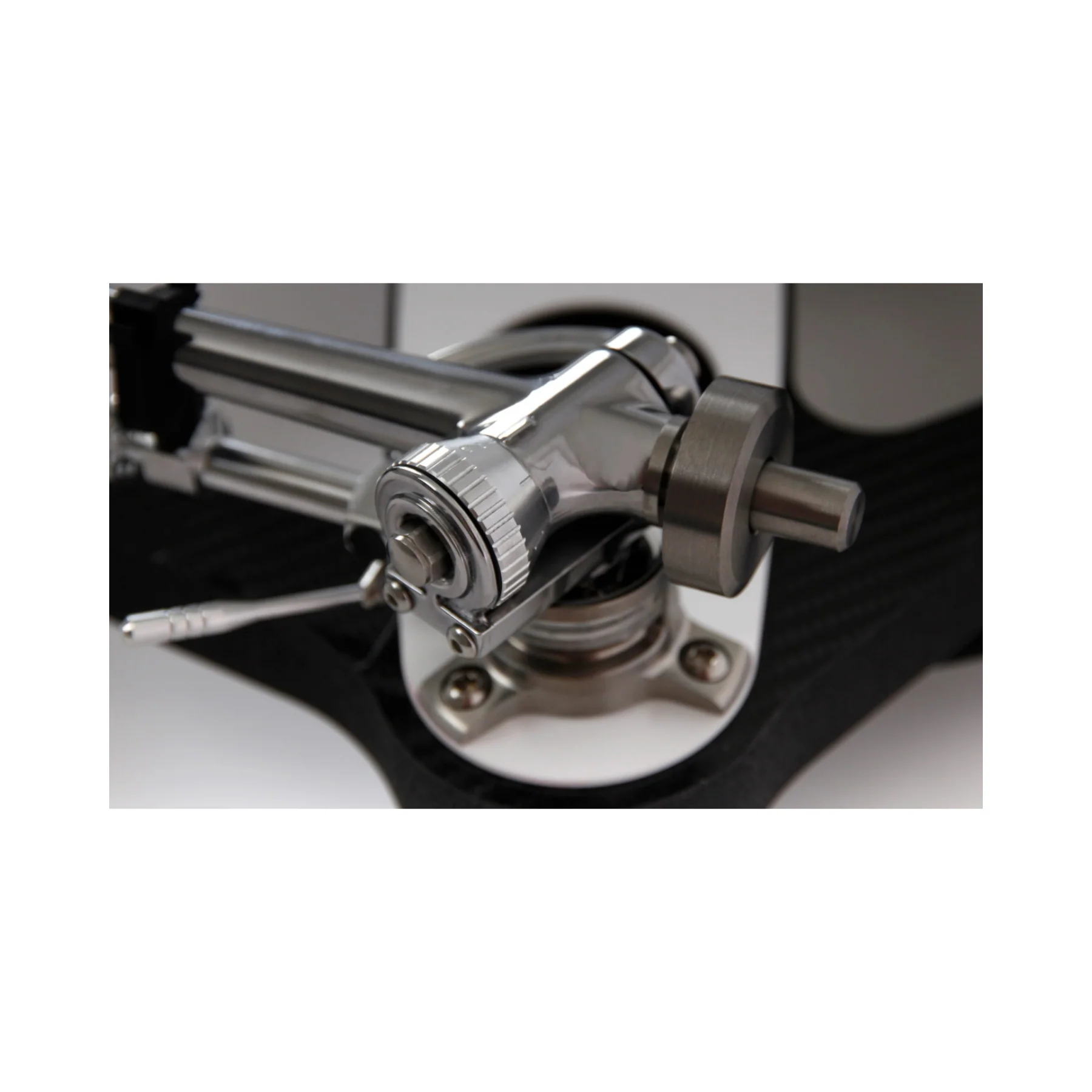 Rega R8 Titanium Tonearm - Image 3