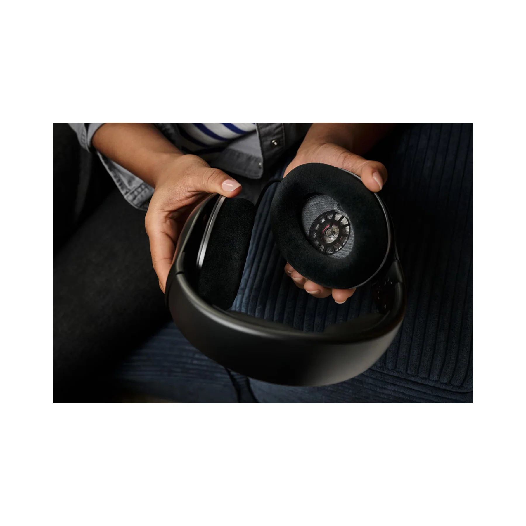 Sennheiser HD 550 Hi-Fi Headphones - Image 4