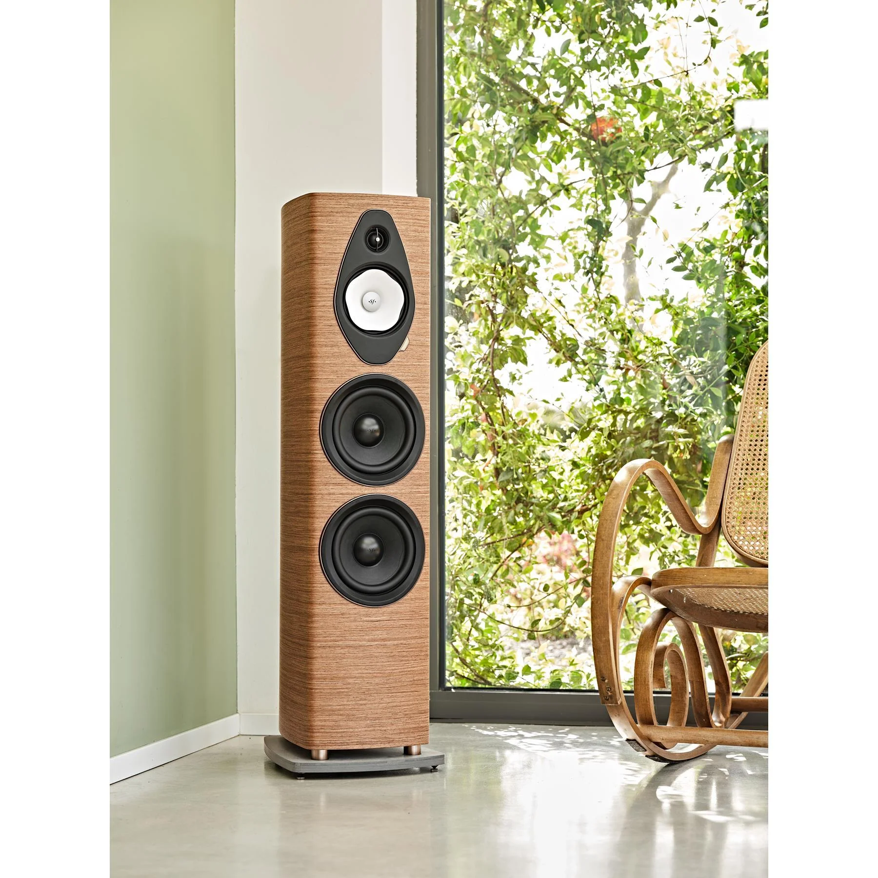Sonus faber Sonetto VIII G2 Floorstanding Speakers (Pair) - Image 2