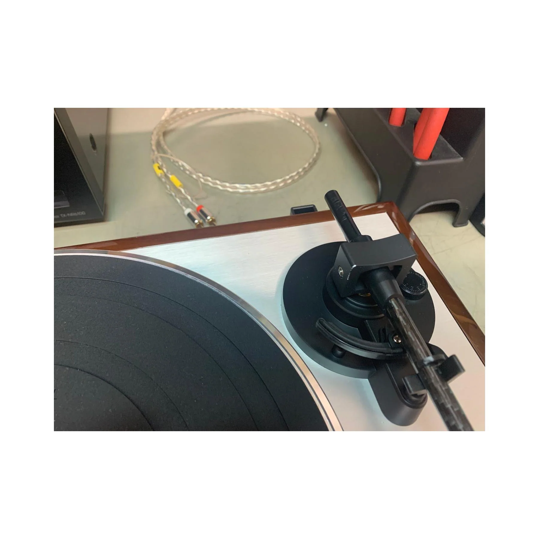Thorens TD 402 DD Automatic Turntable with Built-In MM Phono Stage - Walnut - Clearance / Open Box - Image 3