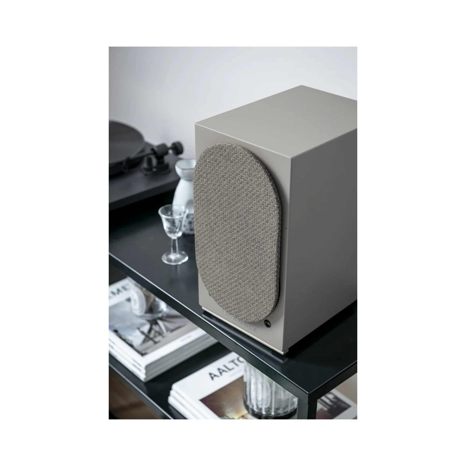 Triangle AIO Twin Powered Bookshelf Speakers Pair - Clearance / Open Box - Image 2