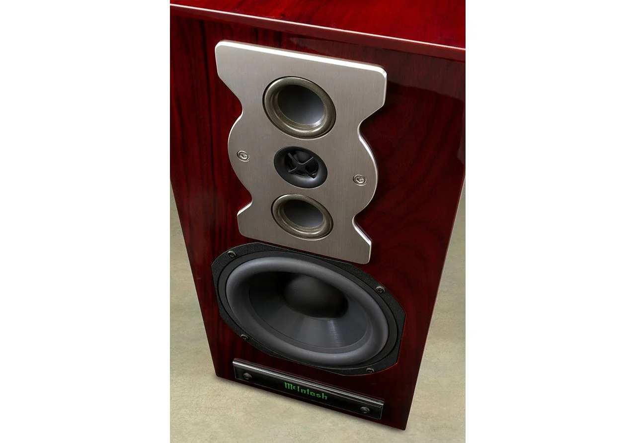 McIntosh XR50 - Ported 3-Way Bookshelf Loudspeaker (Each) - Image 4