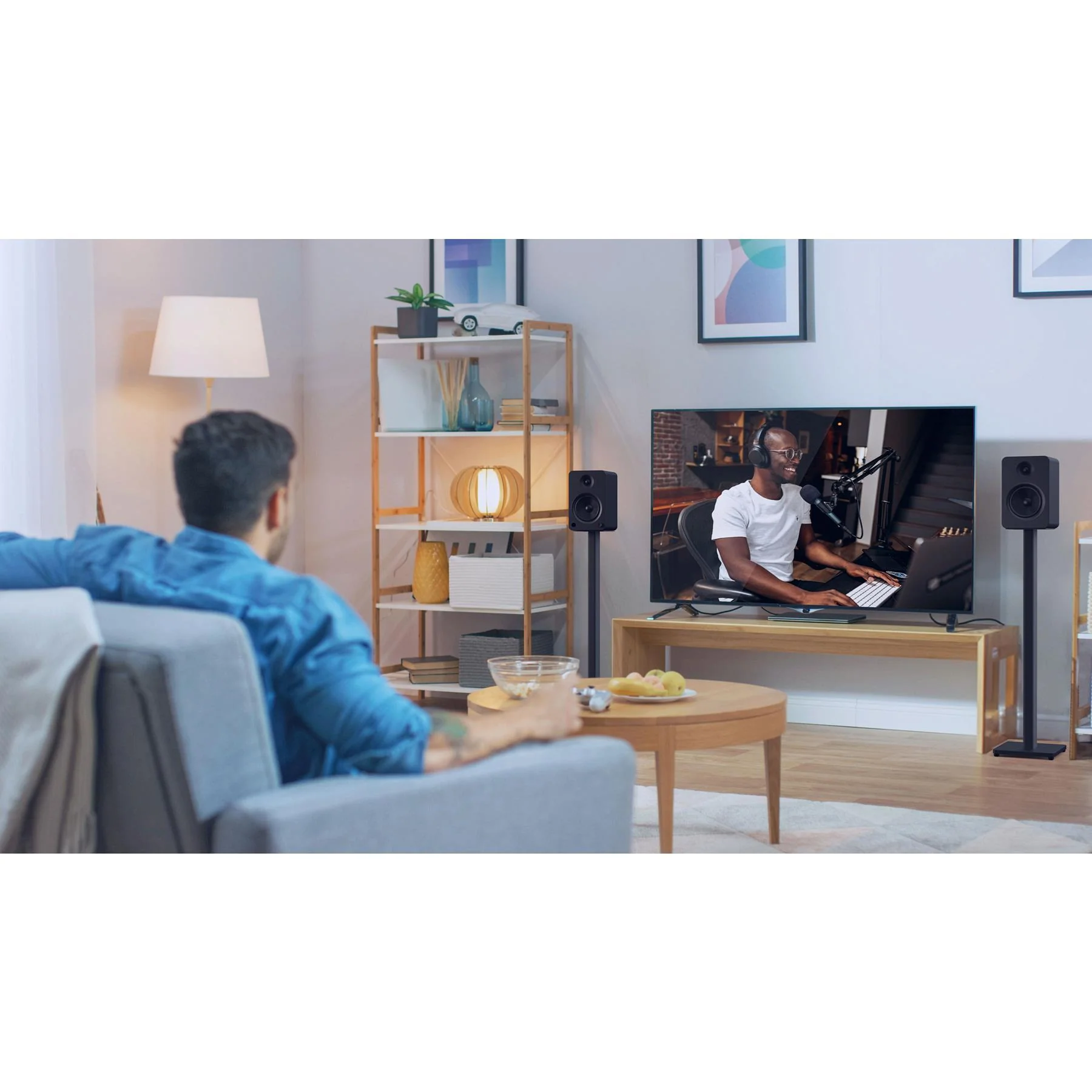 Kanto YU6 Powered Desktop Speakers with Bluetooth and Phono Preamp for Vinyl - Image 23